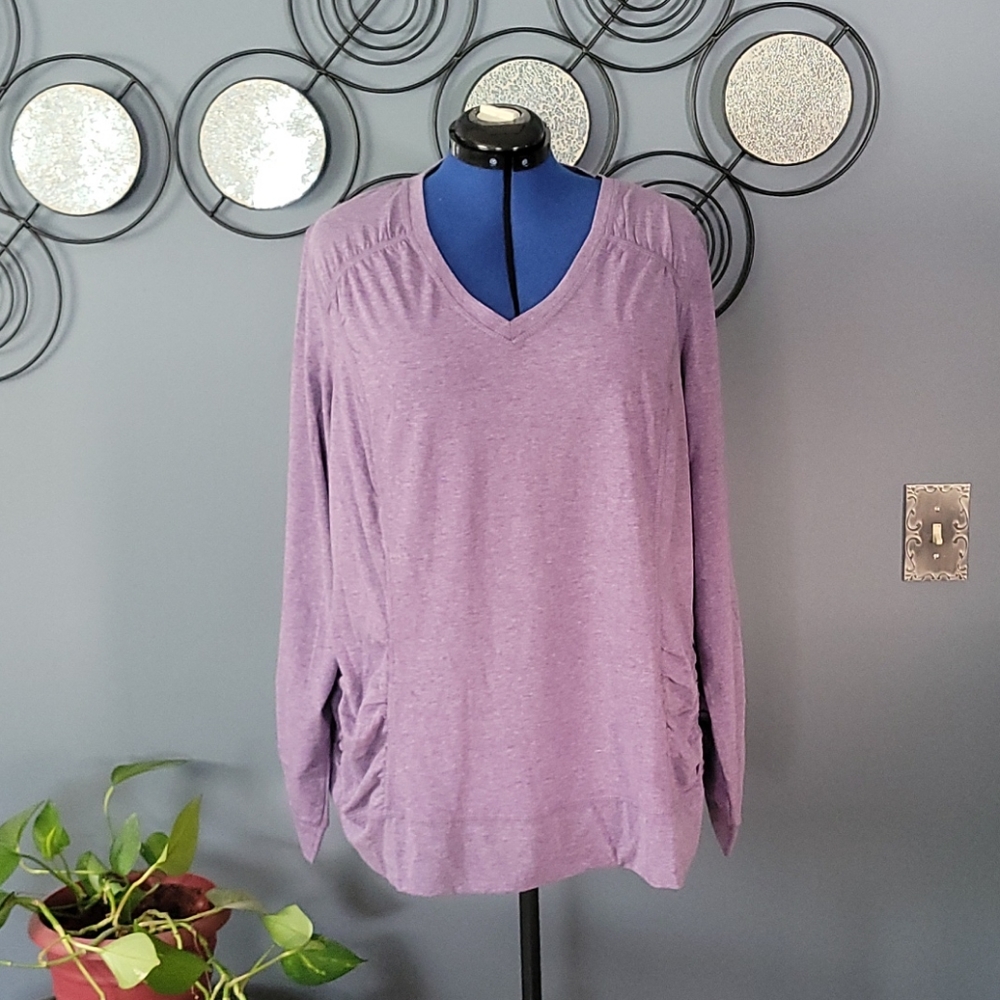 Avenue Lesiure - Long Sleeve Tee - size 22/24